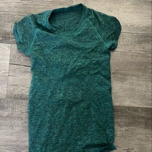 Lululemon Swiftly Blue Tee